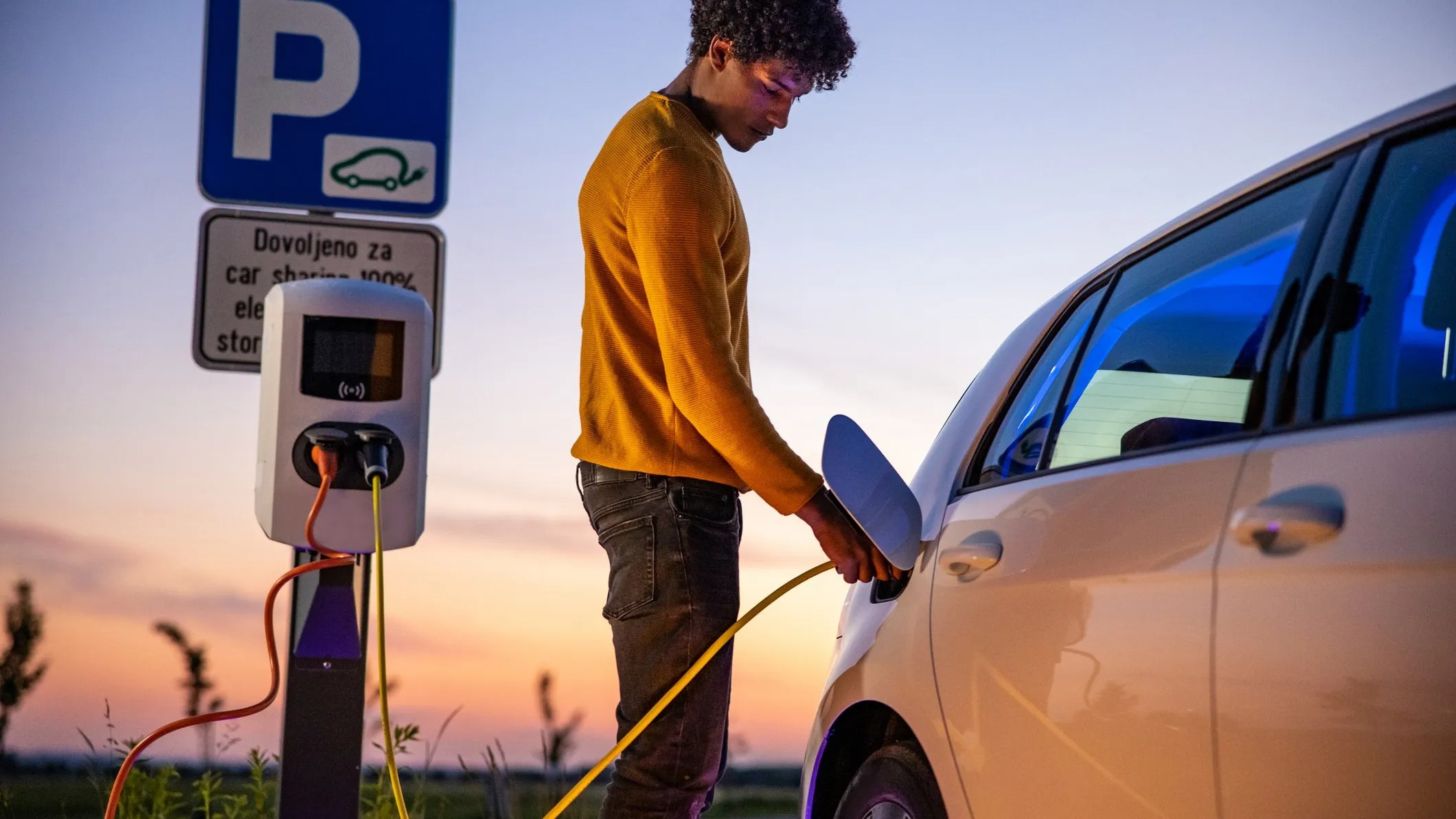 康普利汽车充电桩加盟模式与市场需求分析